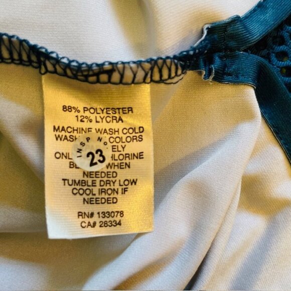 Lucky in Love Performance Short Sleeve Feeling Inky Polo Shirt Small - Picture 7 of 8